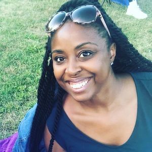 Meet your Posher, Valerie